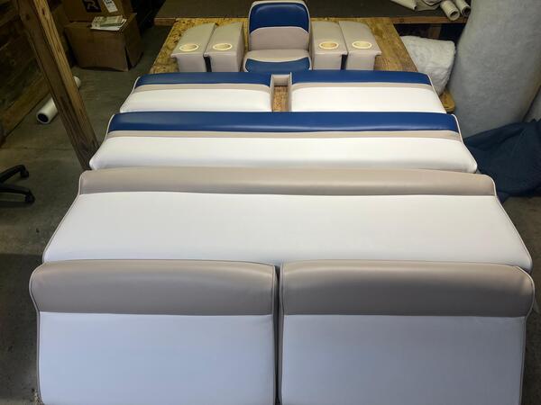 Renewed pontoon boat pads